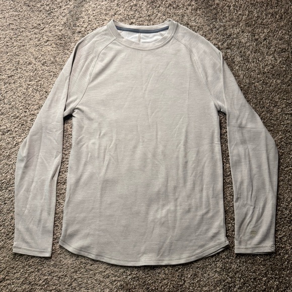 All in Motion oatmeal long sleeve athletic shirt - Picture 1 of 3